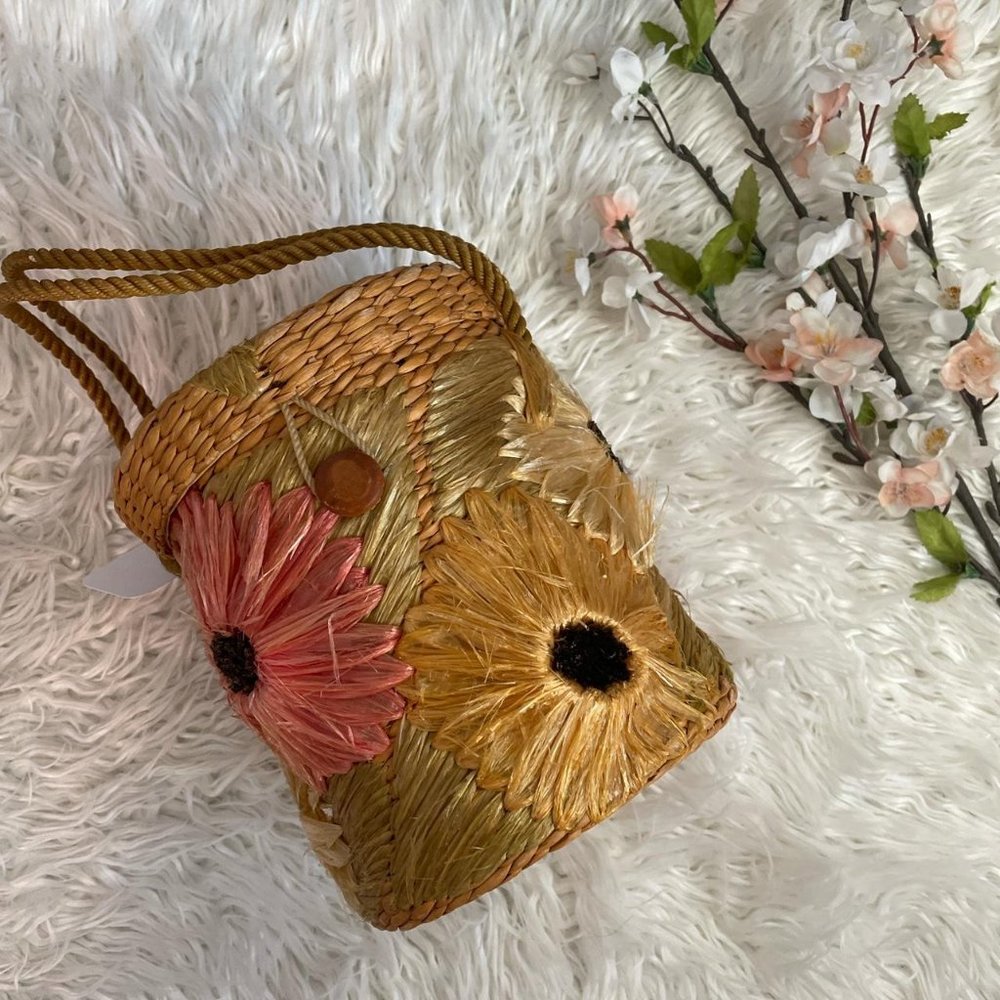 Vintage 60s Straw Floral Basket Bag